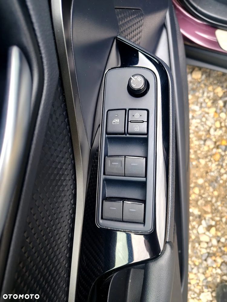 Toyota C-HR 1.8 Hybrid GPF Executive - 18