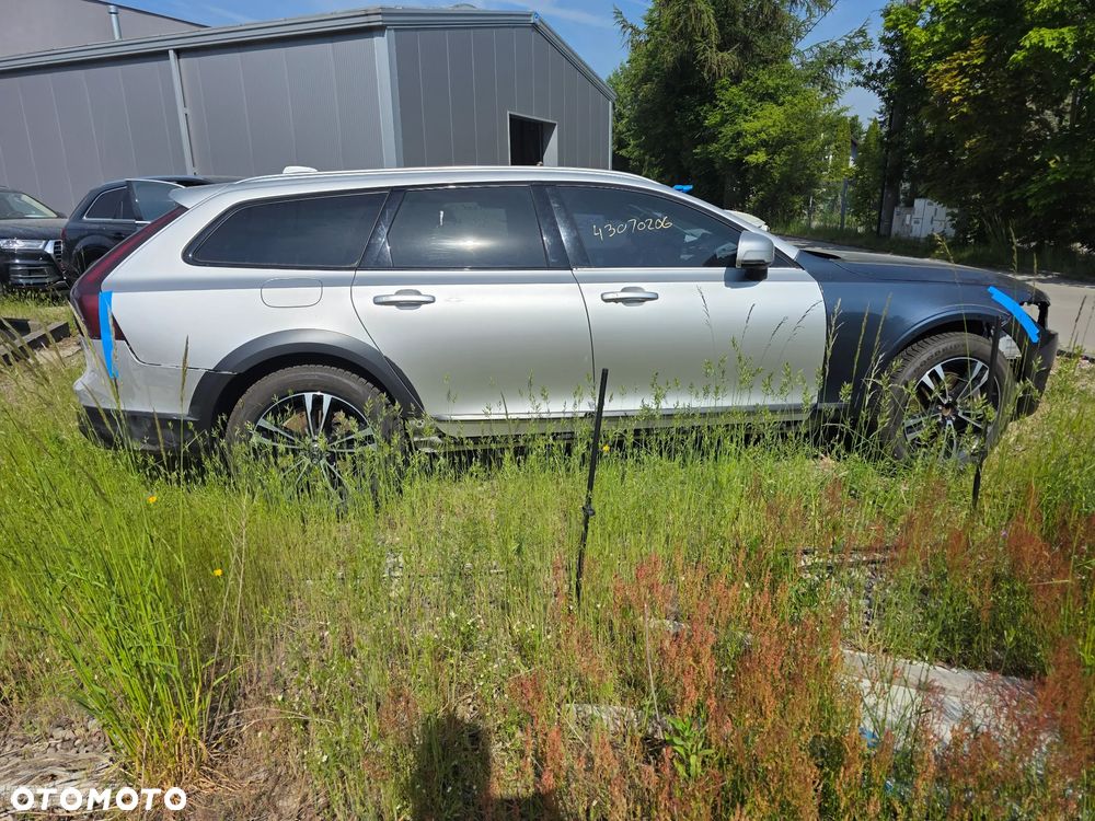 Volvo V90 Cross Country T5 AWD Geartronic - 6