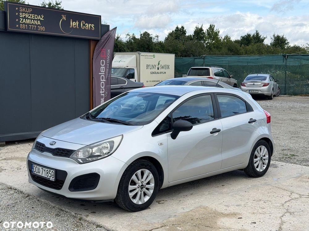 Kia Rio - 1