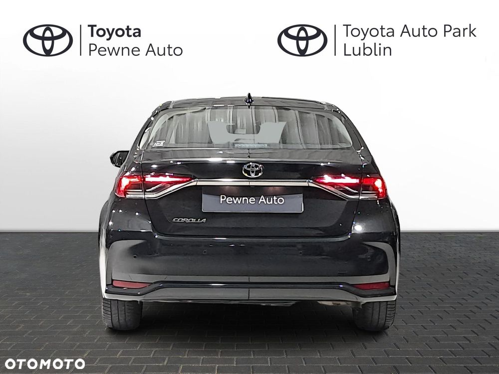 Toyota Corolla - 4