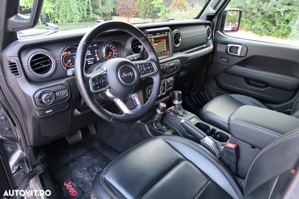 Jeep Gladiator 3.0L V6 Diesel AT8 4x4 264 CP Launch Edition - 8