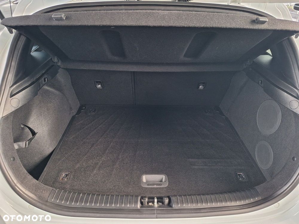 Kia Ceed 1.5 T-GDI Business Line - 18