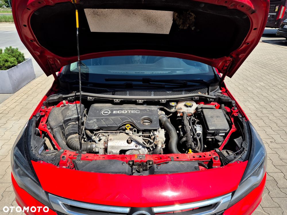 Opel Astra 1.6 D (CDTI) Start/Stop Dynamic - 6