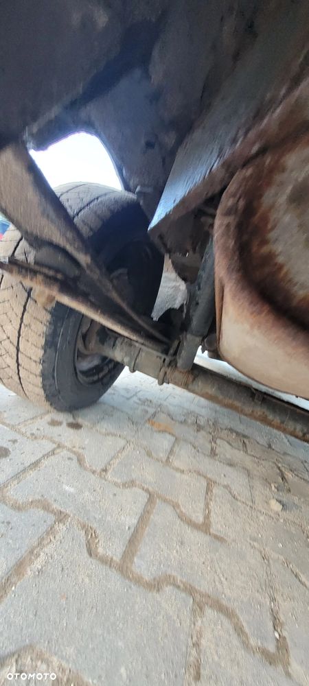 Volkswagen Caddy - 11