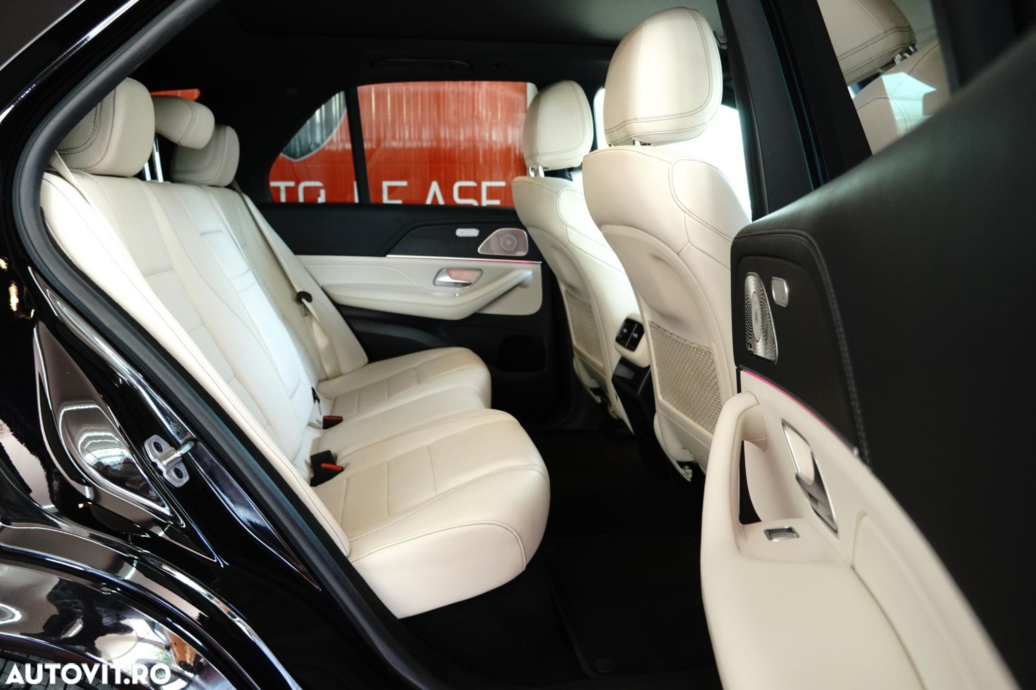 Mercedes-Benz GLE - 12
