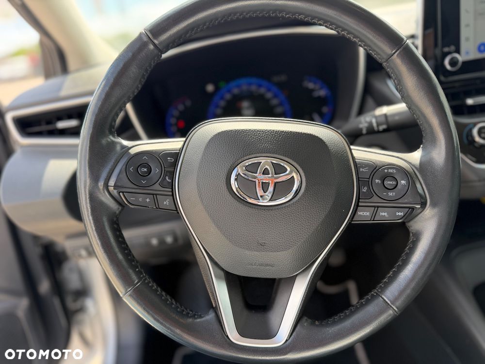 Toyota Corolla - 12