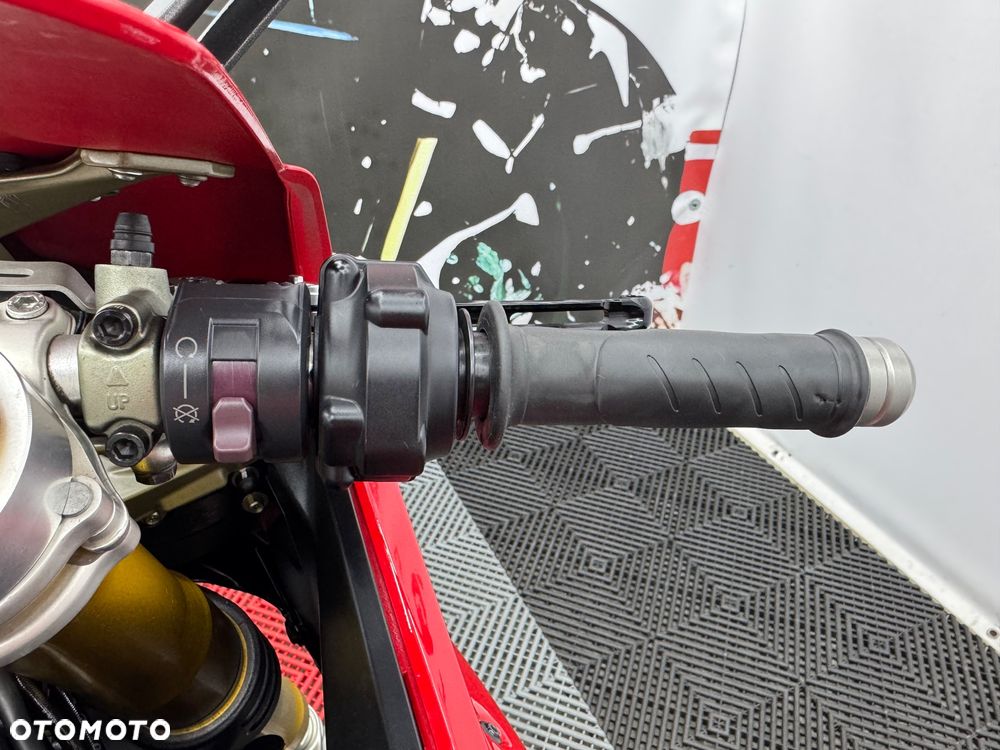 Ducati Panigale 1299 - 26