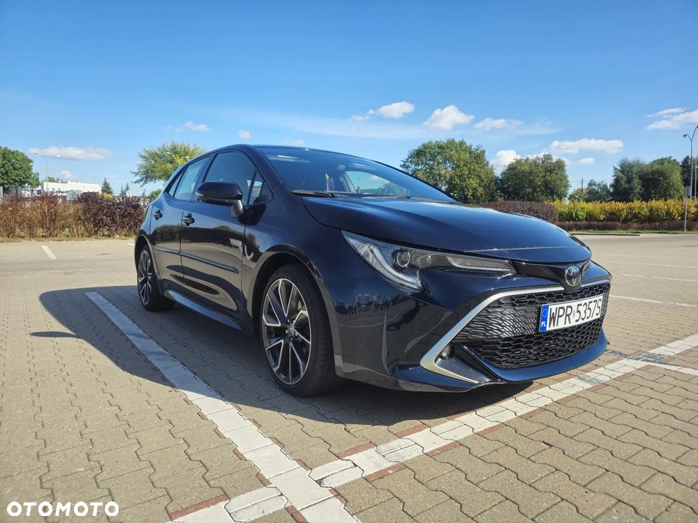 Toyota Corolla - 1