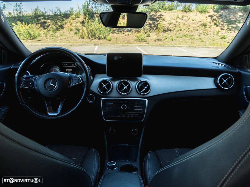 Mercedes-Benz CLA 200 - 14