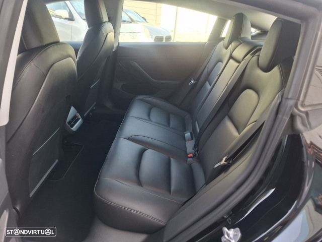 Tesla Model 3 Standard RWD - 36