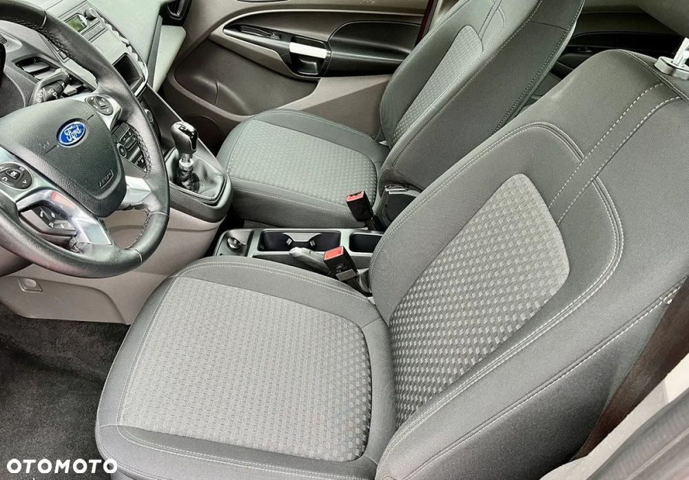 Ford Tourneo Connect 1.5 TDCi Start-Stop Titanium - 33