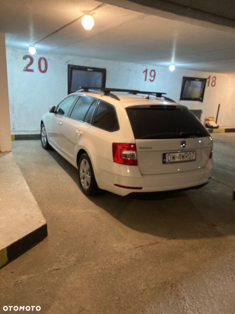 Skoda Octavia 1.5 TSI ACT Ambition - 6