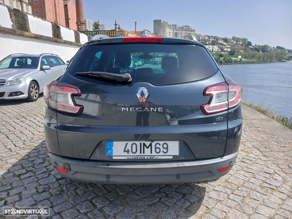 Renault Mégane Sport Tourer 1.5 dCi Dynamique S - 4