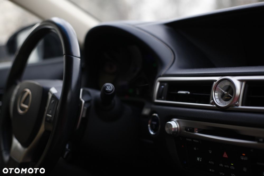 Lexus GS - 7