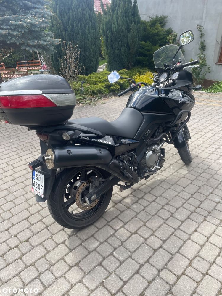 Suzuki DL - 2