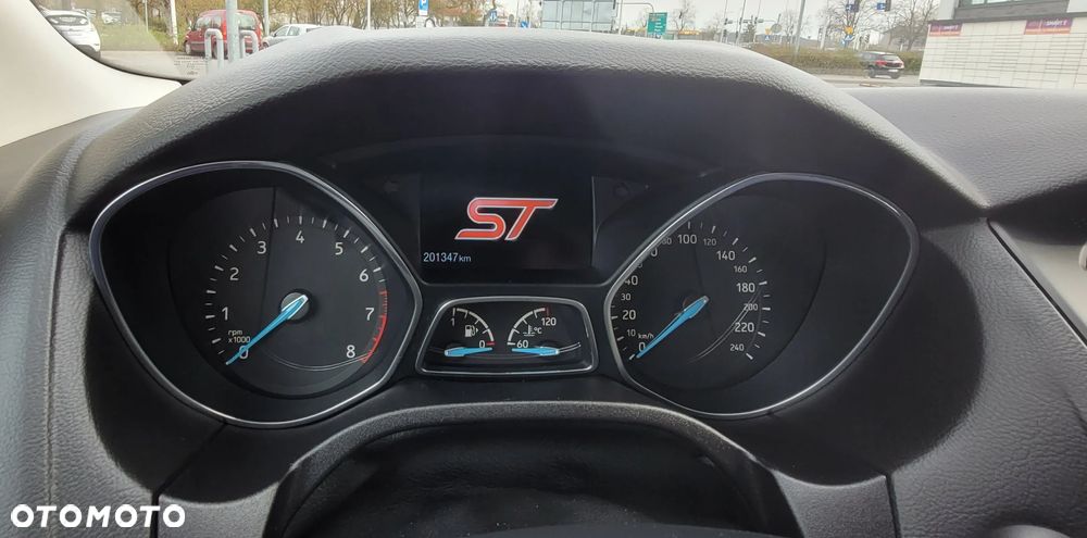 Ford Focus 1.5 EcoBoost STart-Stopp-System ST-LINE - 25