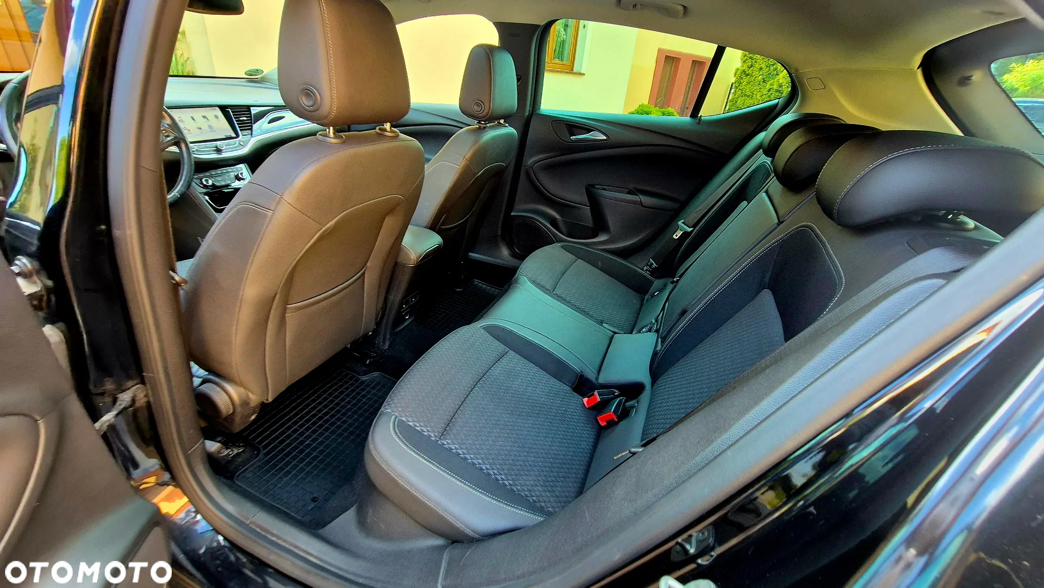 Opel Astra 1.4 Turbo Dynamic - 19