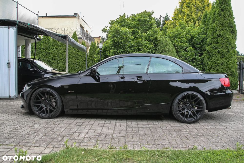 BMW Seria 3 320i - 5