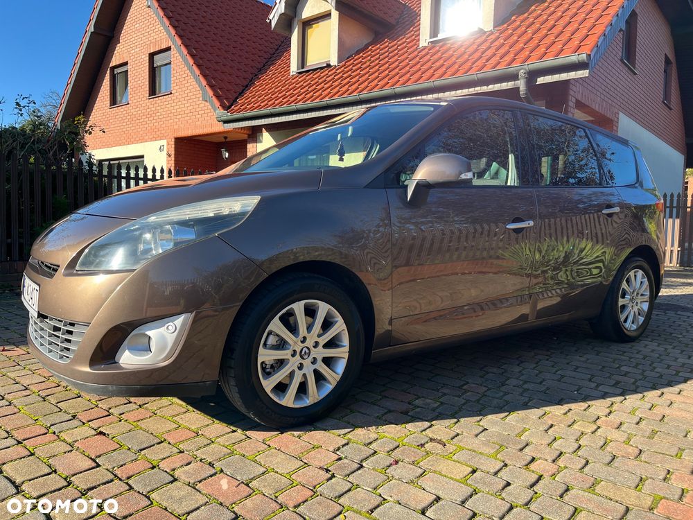 Renault Grand Scenic dCi 130 FAP Dynamique - 11