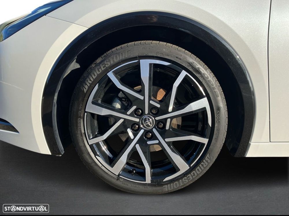 Toyota Prius - 17