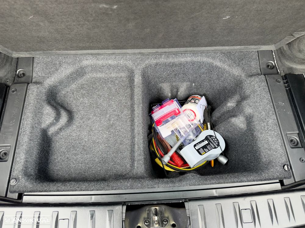 BMW 318 d Sport - 23