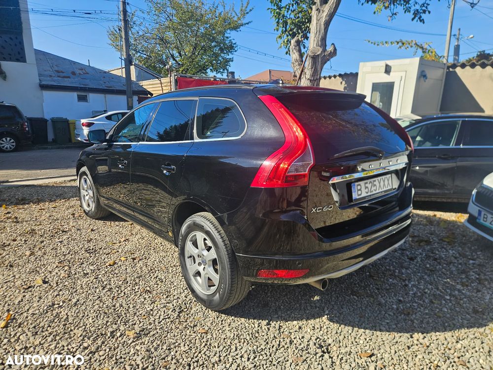 Volvo XC 60 D3 Geartronic Momentum - 3