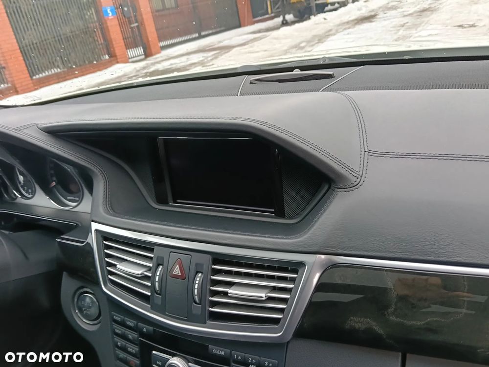 Mercedes-Benz Klasa E - 38