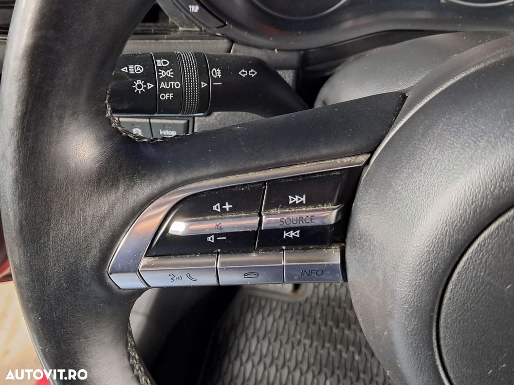 Mazda 3 - 9