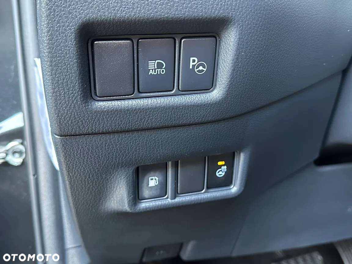 Toyota C-HR 1.8 Hybrid Executive - 29