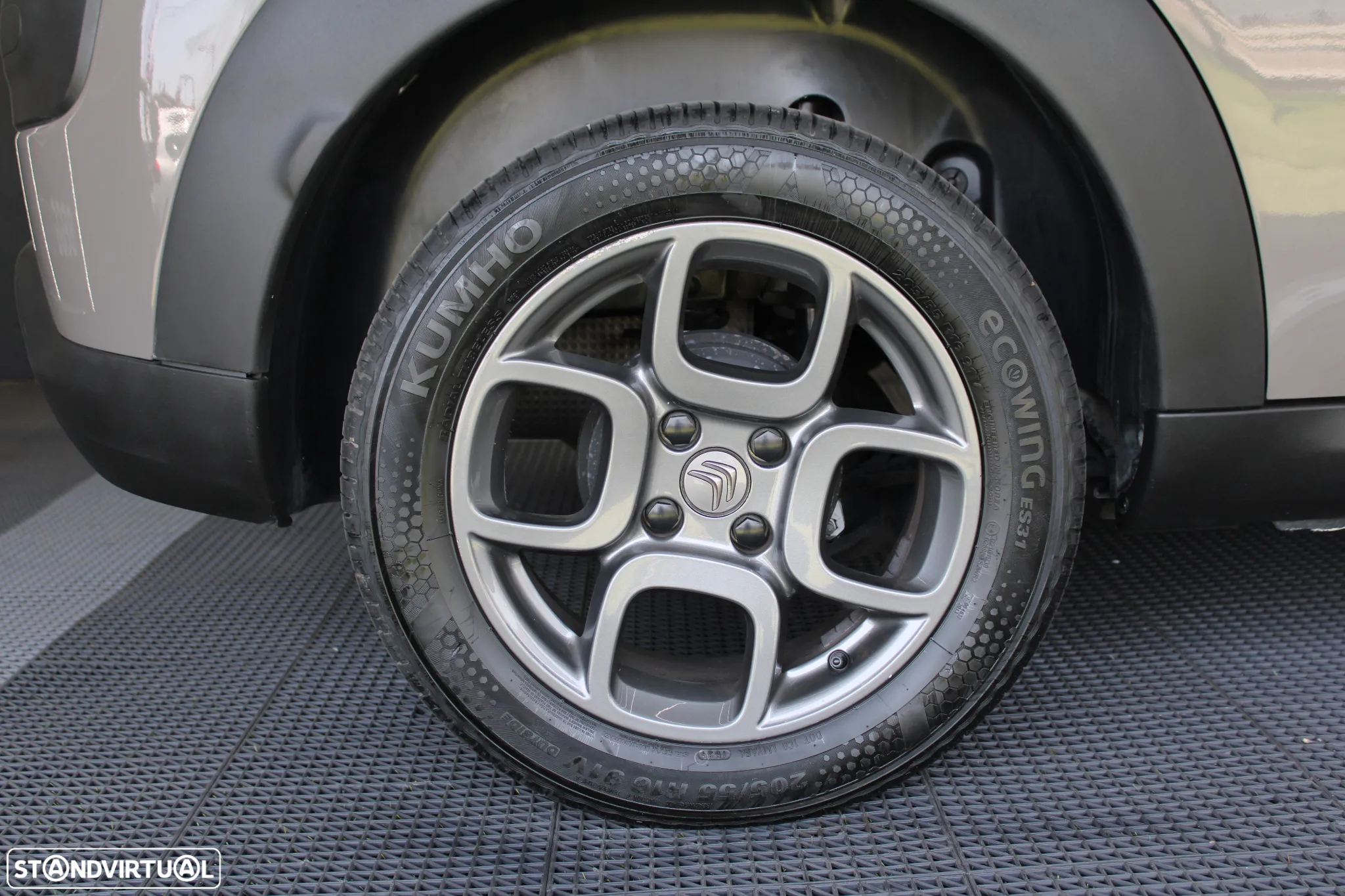 Citroën C4 Cactus 1.6 BlueHDi Shine ETG6 - 15