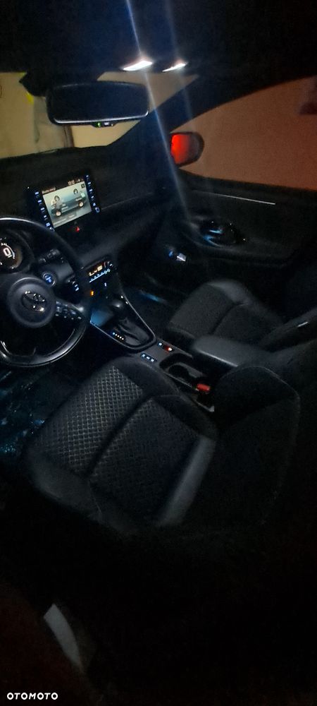 Toyota Yaris Hybrid 1.5 Selection Style - 16