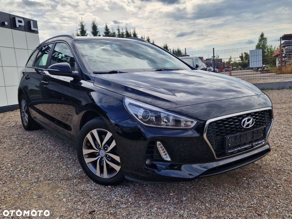 Hyundai i30 i30cw 1.6 CRDi Automatik Style - 4