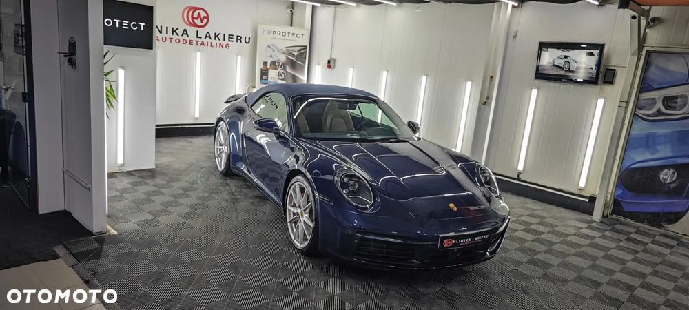 Porsche 911 Carrera Cabriolet PDK - 2