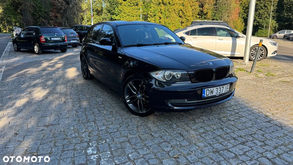 BMW Seria 1 118d DPF - 14
