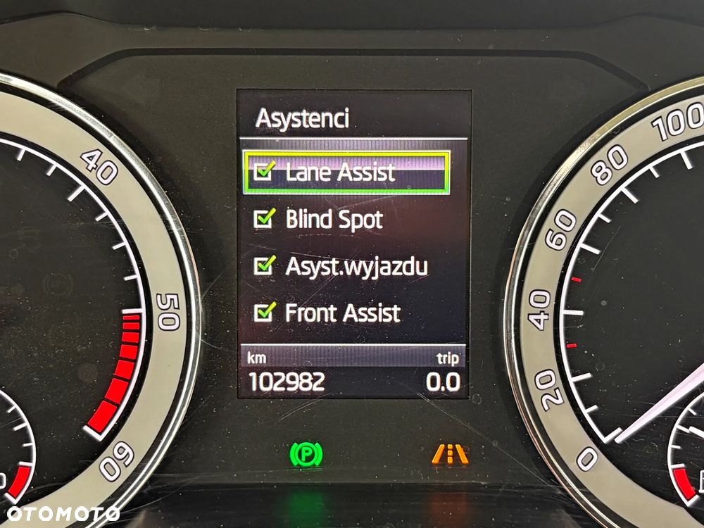 Skoda Superb 2.0 TDI L&K DSG - 15