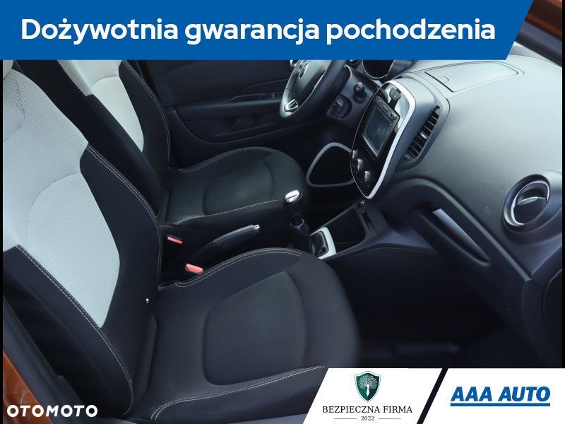 Renault Captur - 10