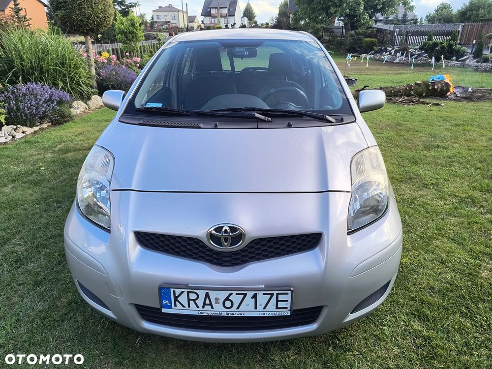 Toyota Yaris 1.33 Luna - 1