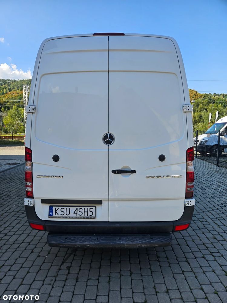 Mercedes-Benz Sprinter 319 - 2