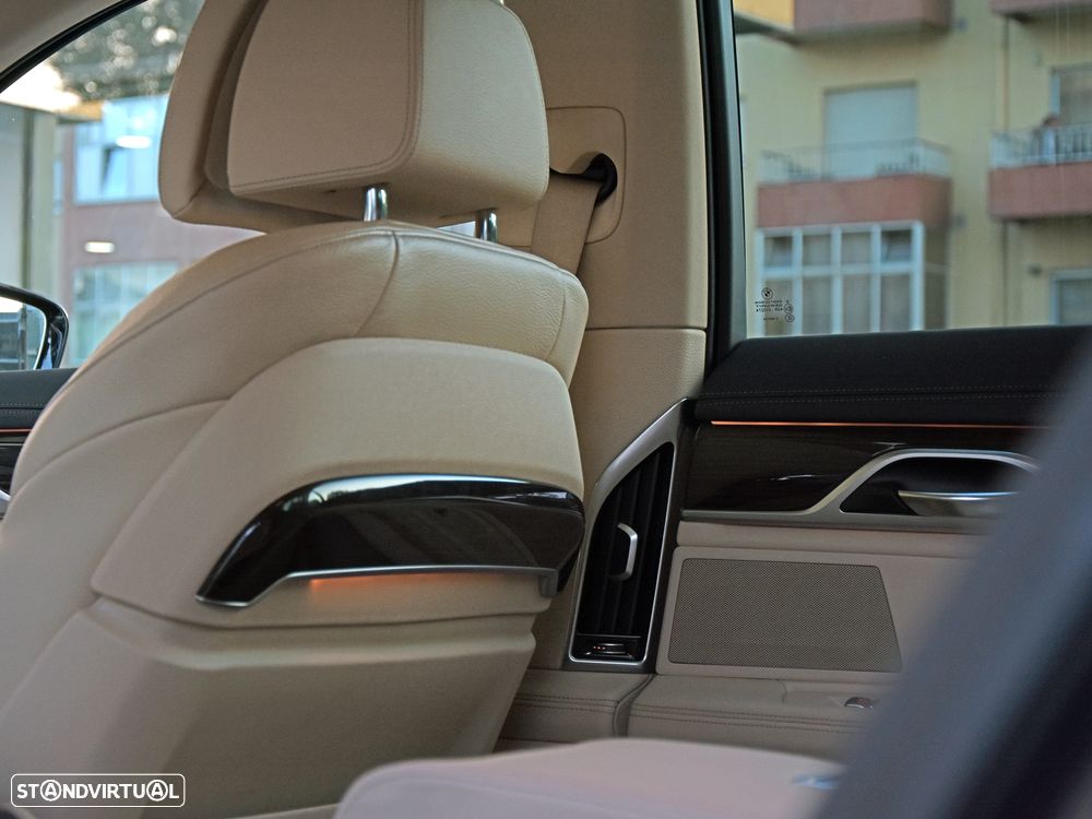 BMW 730 d - 34