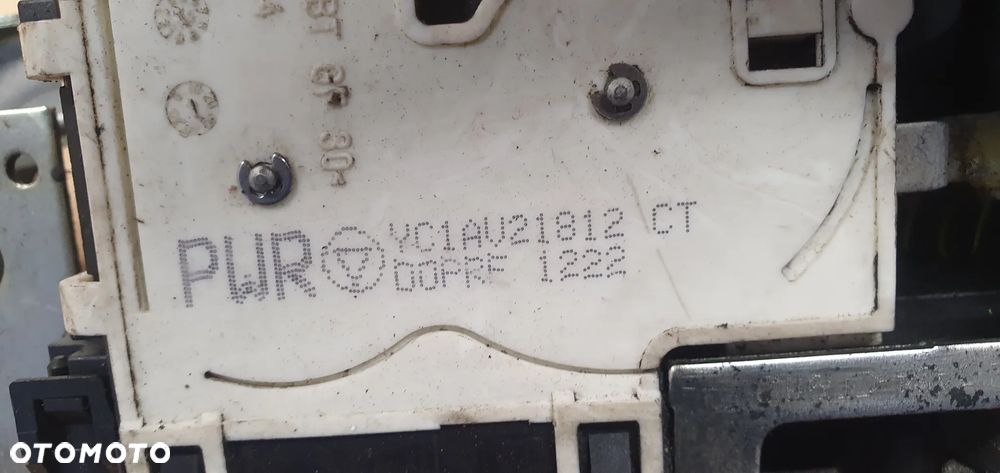 Zamek prawy przód przedni Ford Transit MK7 YC1AV21812CT - 6