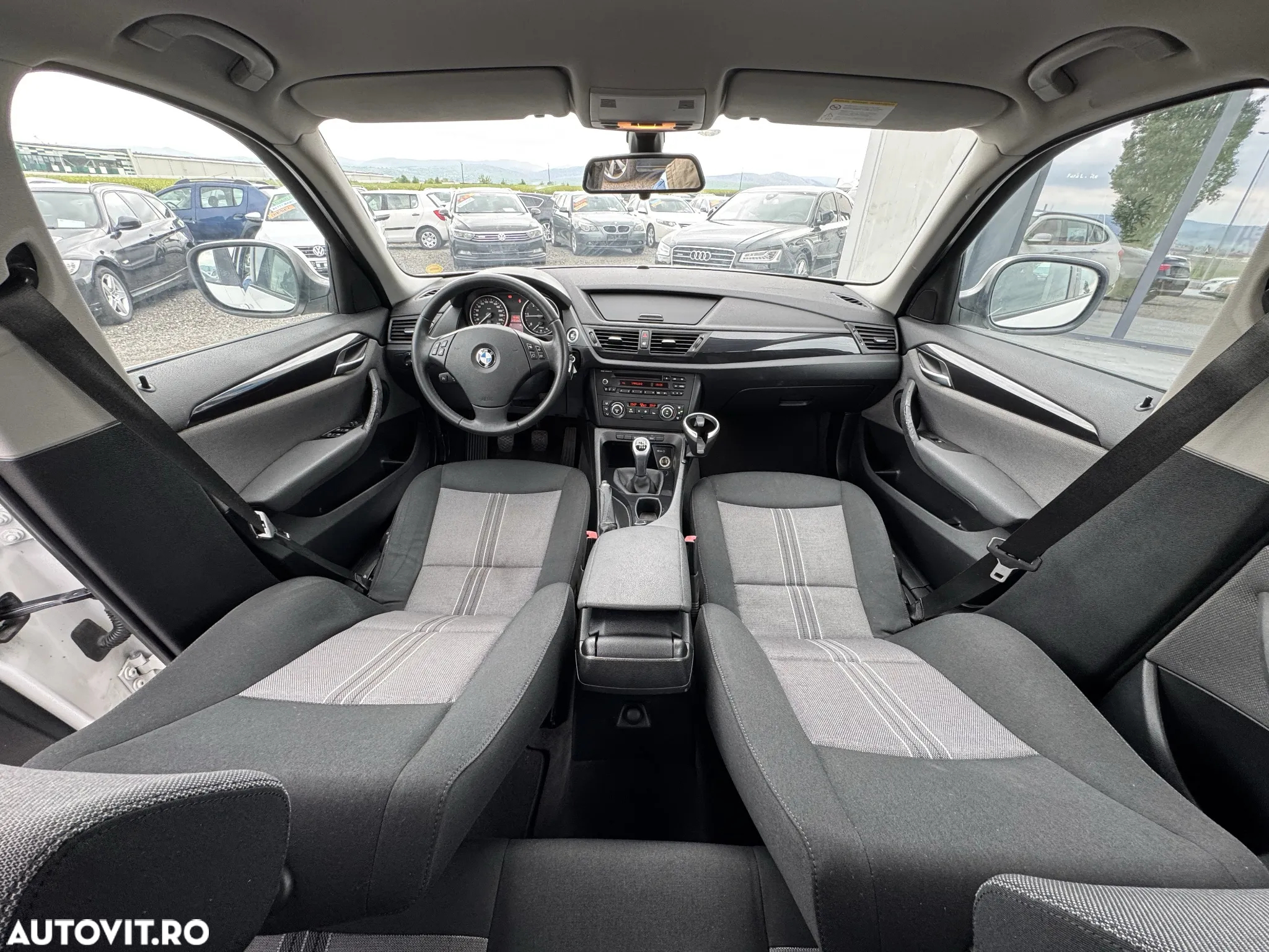 BMW X1 sDrive18d - 26
