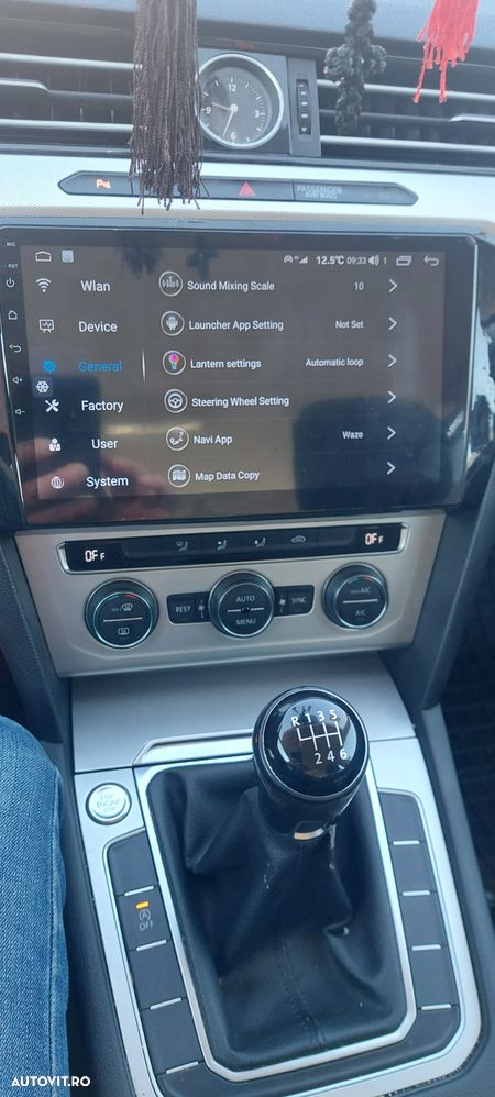 Volkswagen Passat - 11