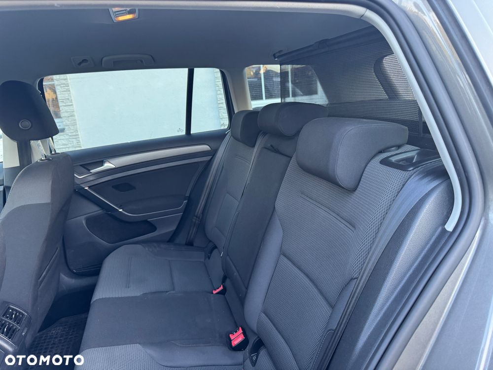 Volkswagen Golf 2.0 TDI BlueMotion Technology DSG Lounge - 10