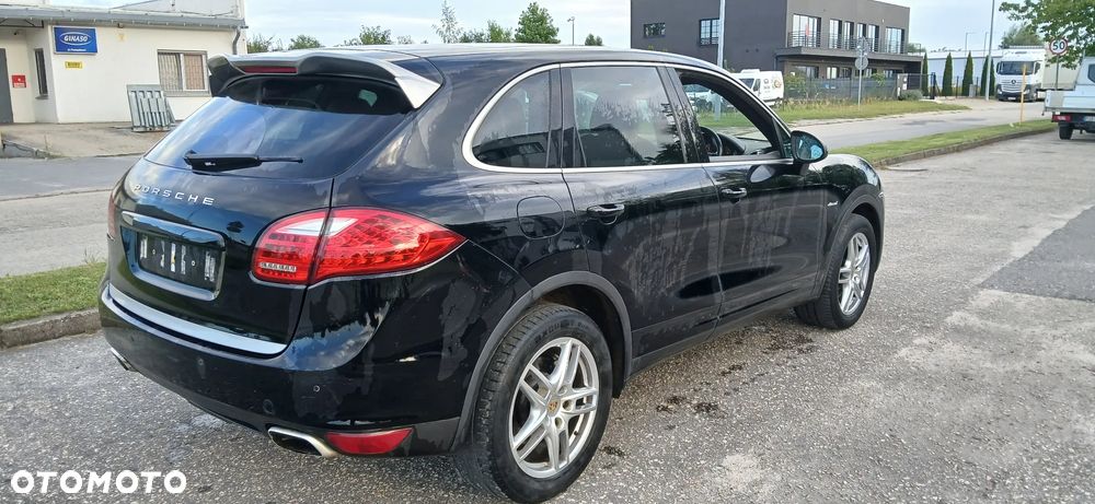Porsche Cayenne Platinum Edition - 7