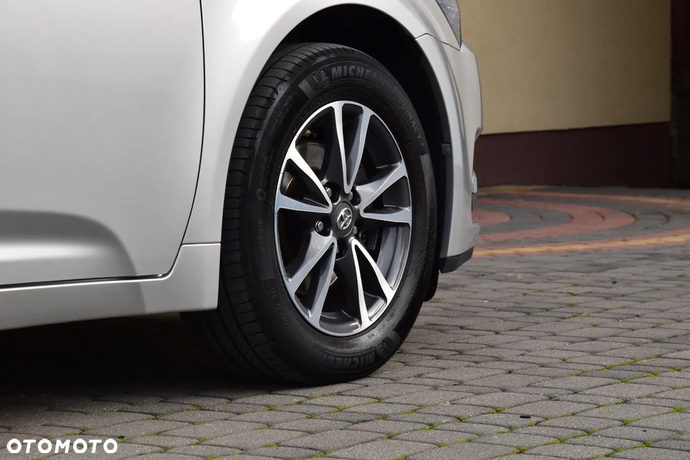 Toyota Avensis 1.8 Edition - 17