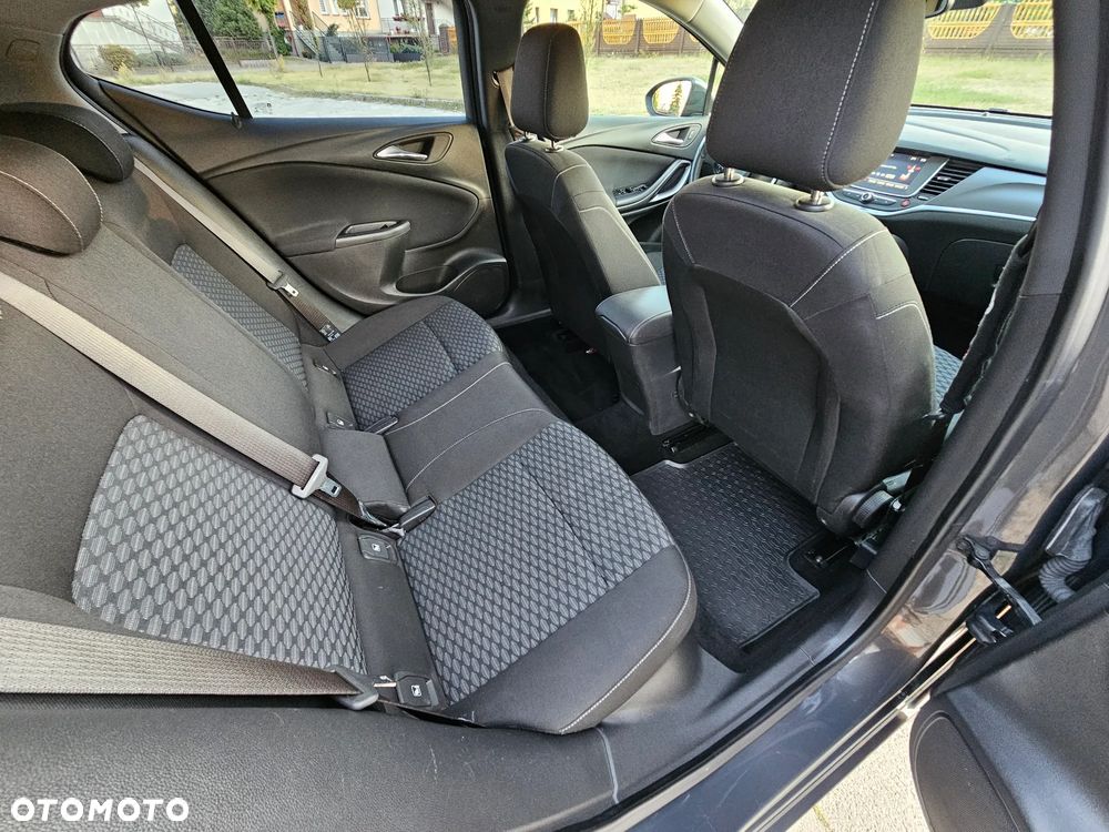 Opel Astra - 16