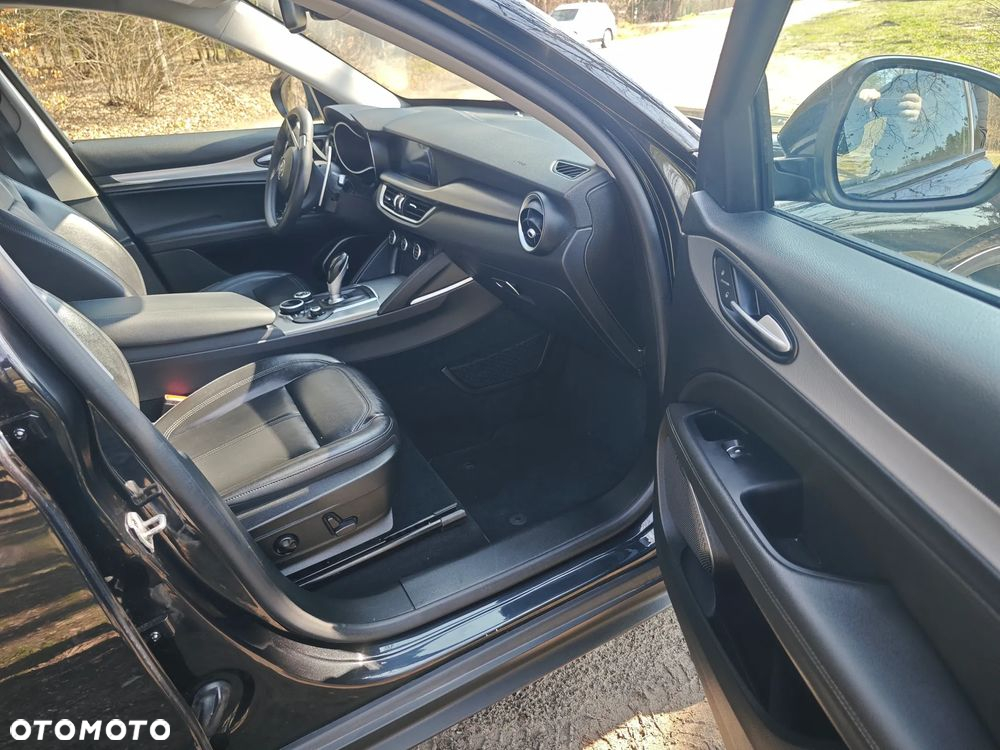 Alfa Romeo Stelvio 2.0 Turbo First Edition Q4 - 8