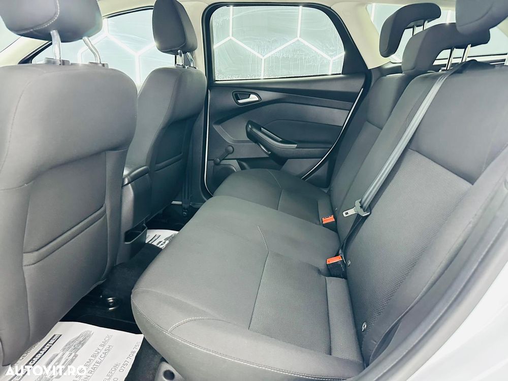 Ford Focus 1.5 EcoBoost Active Business - 16