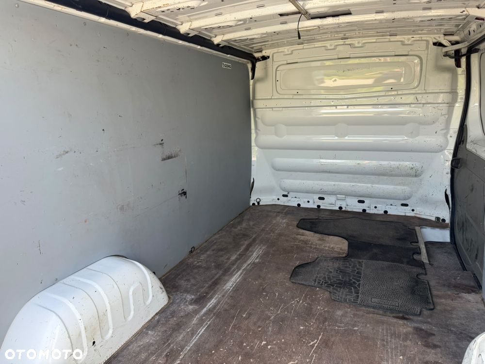 Opel Vivaro - 20