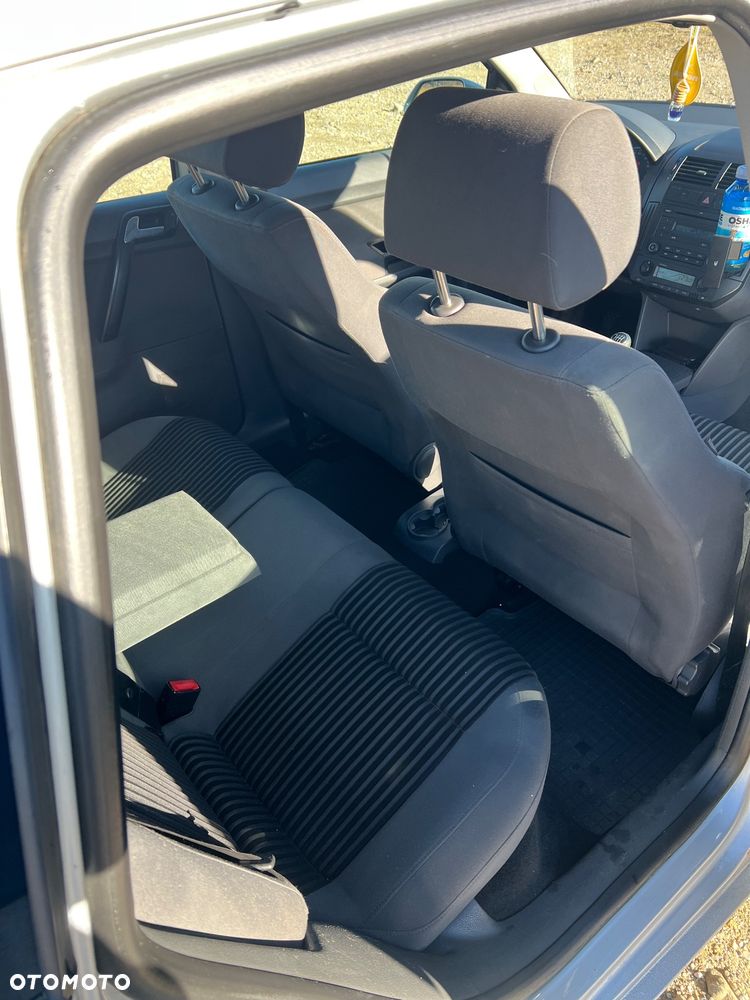 Volkswagen Polo - 7